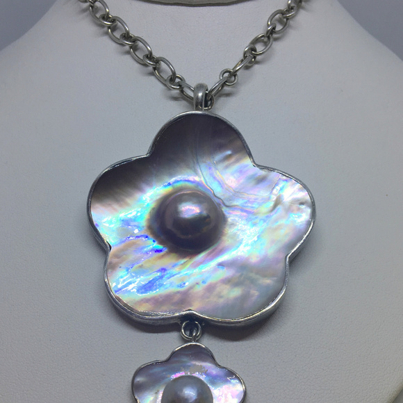 Rare Signed Barry Brinker Sterling Silver Mother of Pearl Flower Necklace - Picture 5 of 7